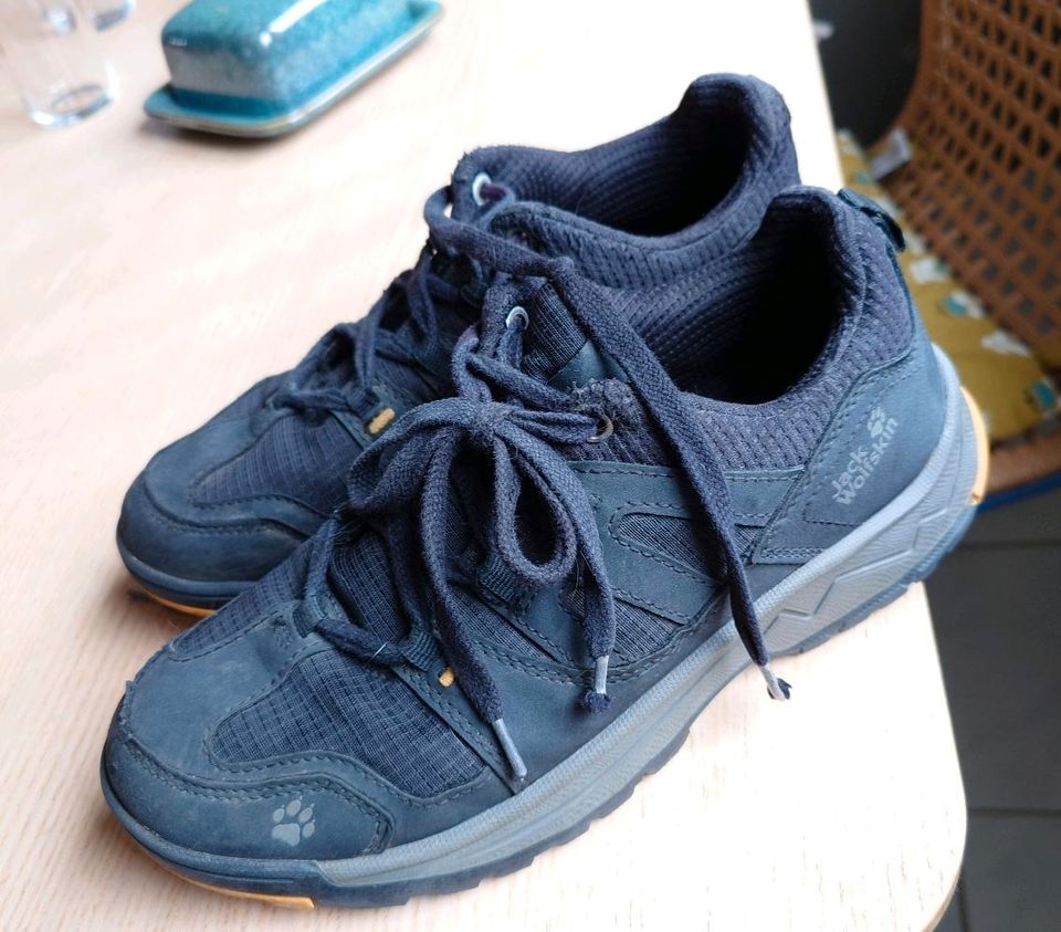 Jack Wolfskin Kinder Schuhe 37 in Berlin