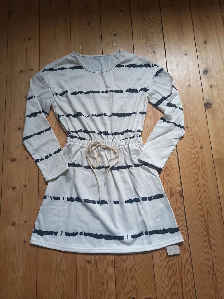 ❤Kleid Gr. M neu Shein❤ in Dresden