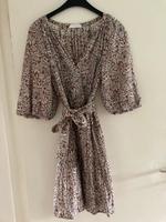 Kleid gemustert Berlin - Tempelhof Vorschau