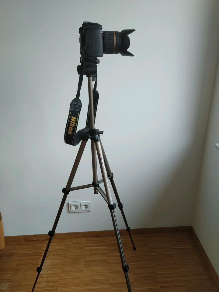 Tamron AF 17-50mm Objektiv, Nikon D50, Kamerastativ in Frankfurt am Main