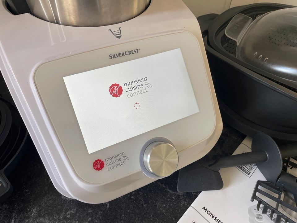 Monsieur Cuisine Connect SKMC 1200 C3 in Igensdorf