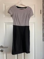 Kleid / Esprit / Gr. 34 Niedersachsen - Norden Vorschau