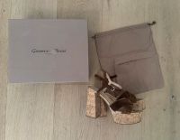 Gianvito Rossi Gr. 39 Bebe Plateau Sandale Wildleder Beige Braun Eimsbüttel - Hamburg Rotherbaum Vorschau