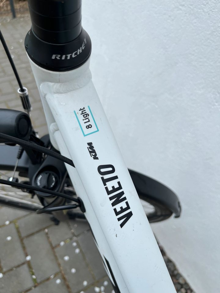 Trekkingrad Damen KTM veneto 8 light in Langenhagen