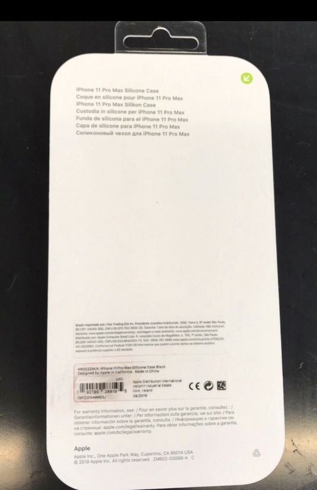 Apple iPhone 11 Pro Max Schwarze Hülle neu und Original Verpackt in Everswinkel