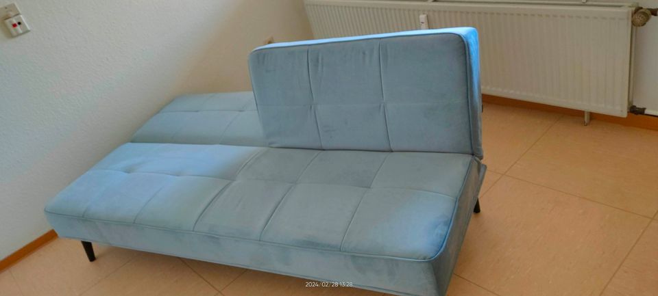 Klappsofa Schlafsofa Gästebett Himmelblau in Bad Hersfeld