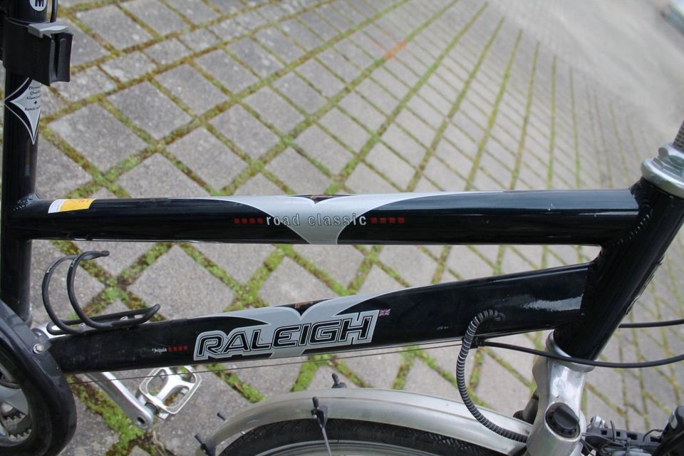 Fahrrad. Herren Fahrrad. Raleigh Road Classic. Damen Fahrrad. in Endingen