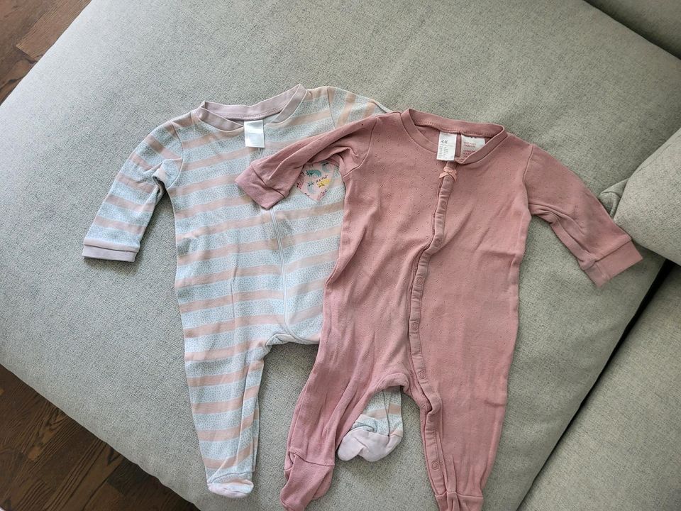 Schlafanzüge 2 Stück rosa H&M Gr. 68 4-6 Monate in München