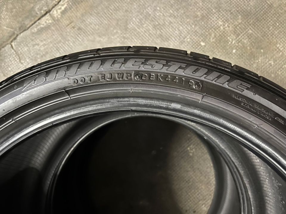 Bridgestone Potenza RE 050A 305 30 R19 102Y 2x Sommerreifen in Berlin