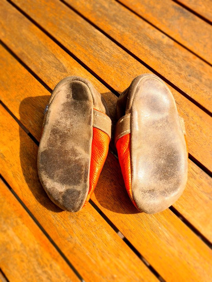 Hausschuhe Schlupfschuhe Lederpuschen Kinder 25/26 - orange-braun in Weissach im Tal