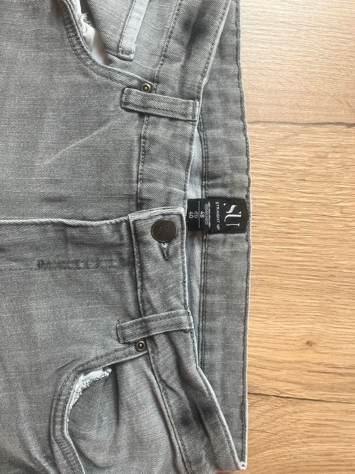 Straight Up Jeansshorts für Herren grau Gr.XL in Welfesholz