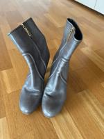 Prada Stiefeletten Gr.41 inkl.Versand Berlin - Hellersdorf Vorschau