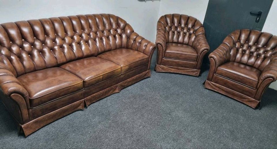 Chesterfield Sofa mit 2 Sessel in Norderstedt