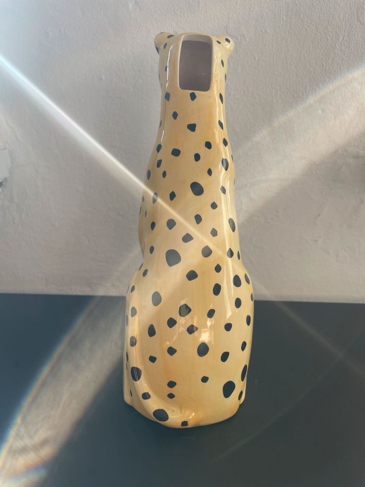 DOIY Design Cheetah Vase Leopard in Köln