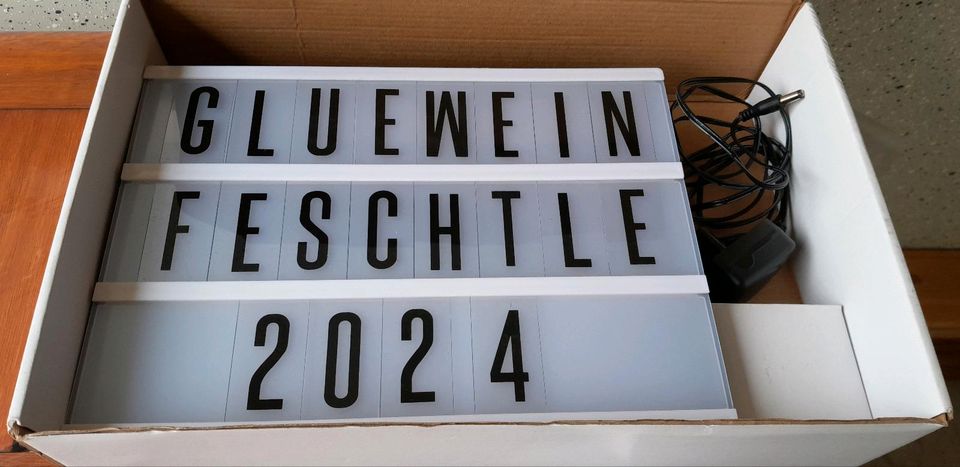 LED Lichtbox Neuwertig Geburtstag Feste in Schwieberdingen