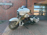 Harley Davidson CVO Street Glide 117 CUI mit Zubehör Niedersachsen - Barßel Vorschau