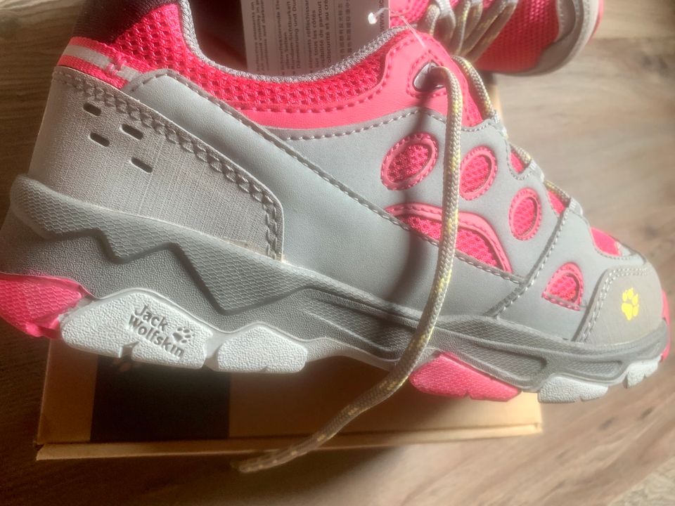 Jack Wolfskin Kinder MTN Wanderhalbschuhe Gr. 33 Neu Pink in Ebermannstadt