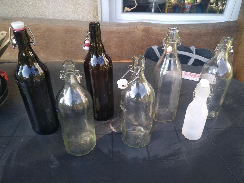 Weinflaschen, Trinkflaschen, Dekoflaschen zu verschenken in Hann. Münden