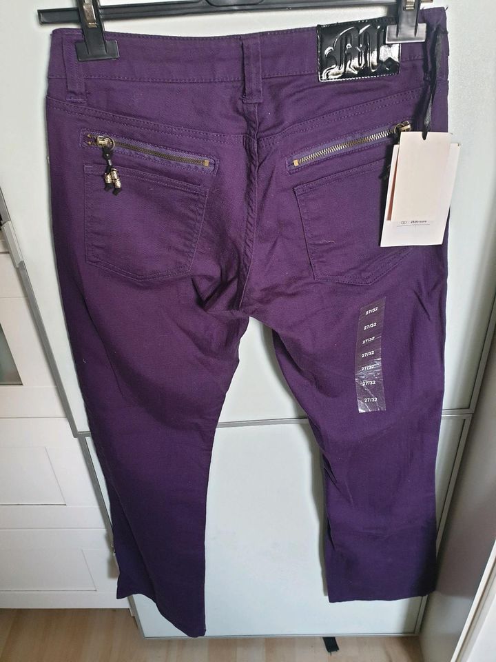 Hose Lila Jeans Madonna 38 M Neu ungetragen mit Etikett Hose in Euskirchen