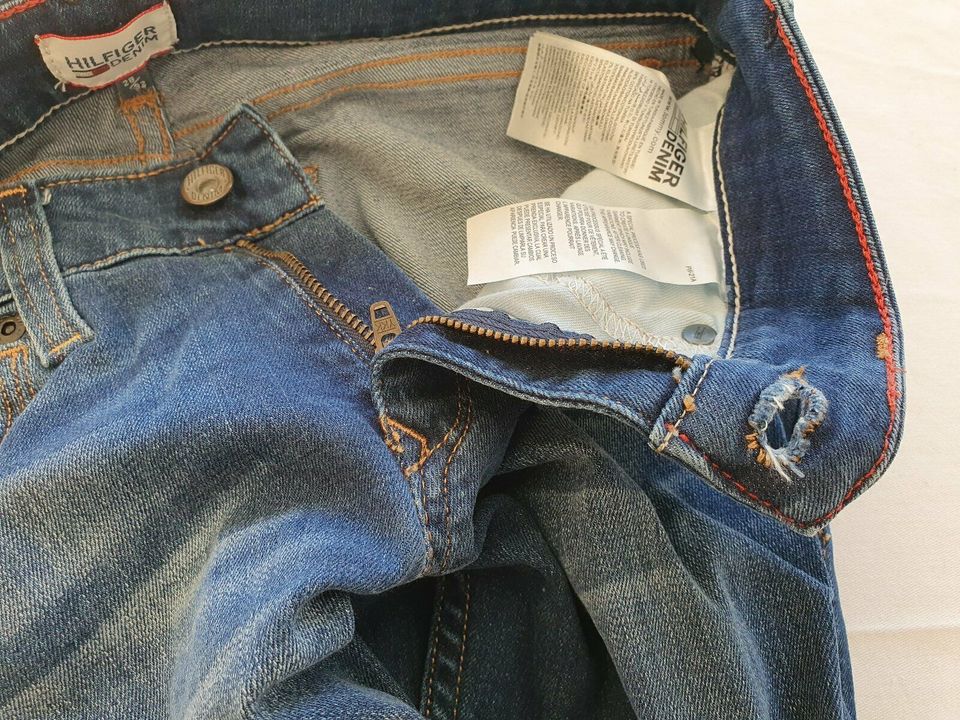 TOMMY HILFIGER - DENIM Jeans - W 28 x L 32 - Blau - gebraucht in Hanau