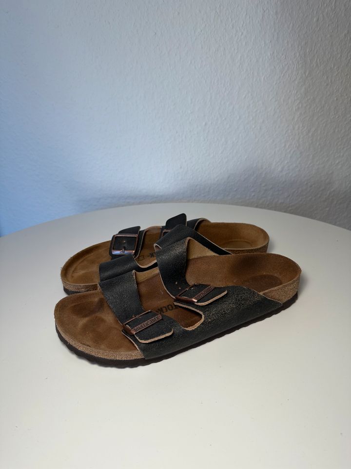 Birkenstock Arizona in EU42 in Köln