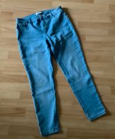 Primark Jeans Hose Gr. 44 hellblau Sachsen-Anhalt - Halle Vorschau