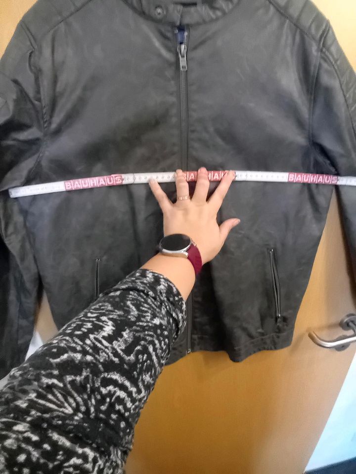 Herren Lederjacke Imitat in Düren