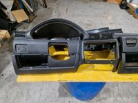 Bmw e36 Compact Facelift Armaturenbrett ASC Airbag Handschuhfach Rheinland-Pfalz - Remagen Vorschau