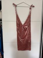 schönes H&M Kleid Gr.36 Schleife Damenkleid Hessen - Rodgau Vorschau