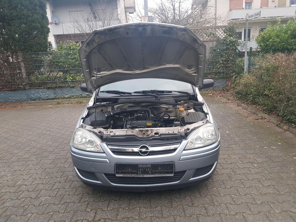 Opel Corsa  C      NEU  TÜV in Rodgau