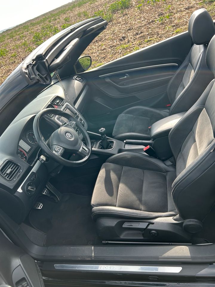 VW EOS 1.4 TSI BLUEMOTION TECHNOLOGY Cabrio in Xanten