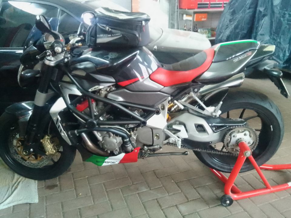 MV AGUSTA 910 R in Sippersfeld