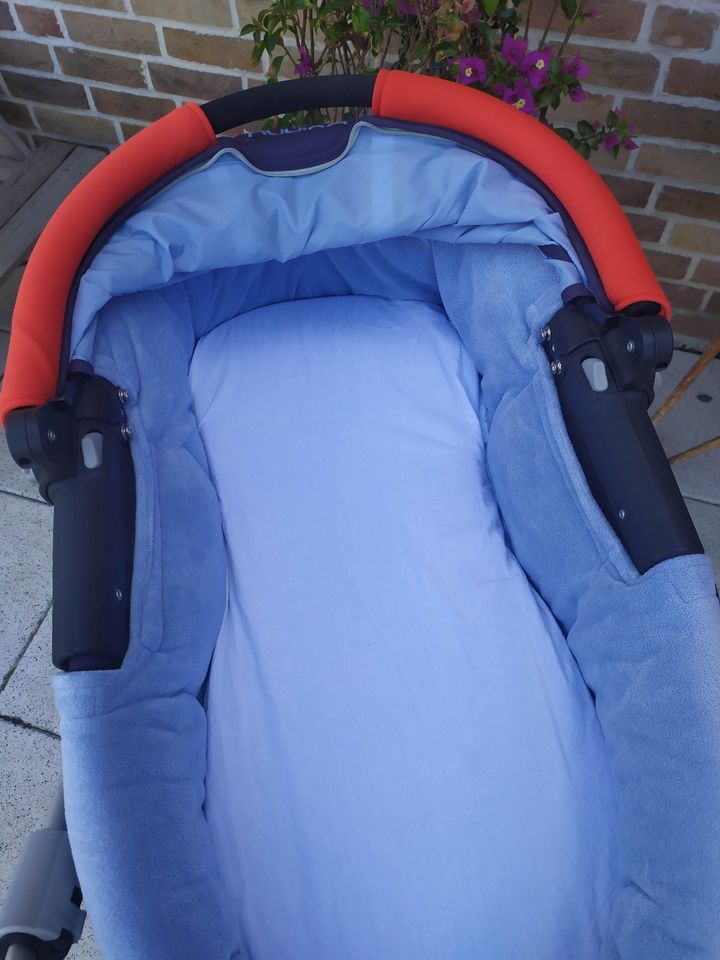 Babywanne  für ein Quinny Speedy   Kinderwagen in Herzogenrath