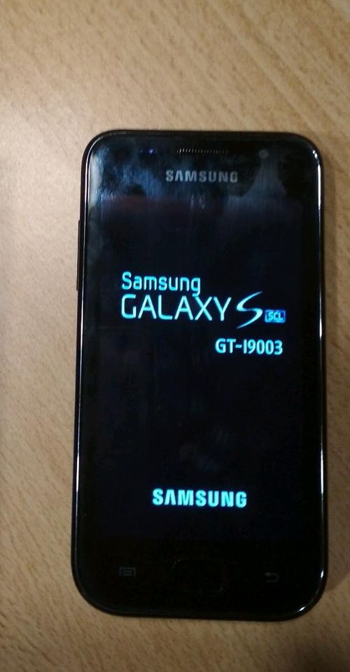 Samsung Galaxie GT-I9003 ❤️ in Pulsnitz