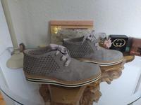 Neu Rieker Damenschuhe Sneaker Schnürschuhe Leder grau 39 Nordrhein-Westfalen - Haan Vorschau