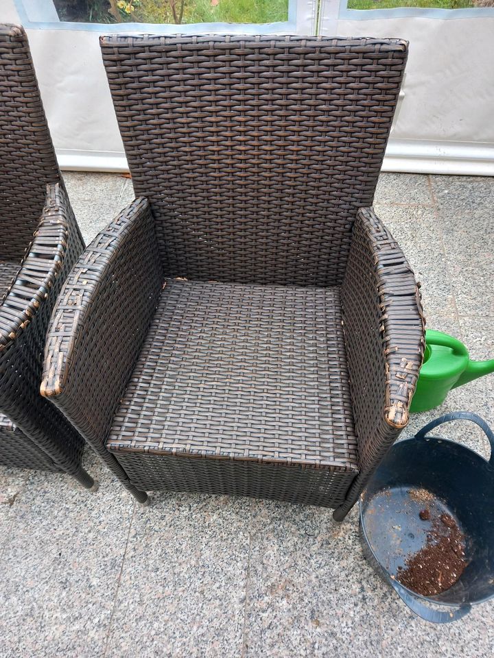 6x bequeme Rattan-Stühle in Schwalmtal
