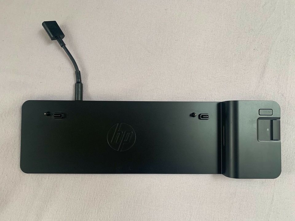 HP 2013 UltraSlim Docking Station top Zustand plus 65W Netzteil in München