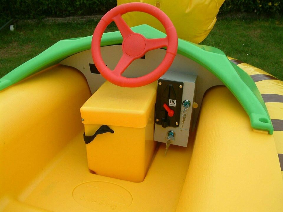 Bumper Boat, Boot elektrisch mit MP3 und Münzbetrieb, gebraucht in Saarwellingen