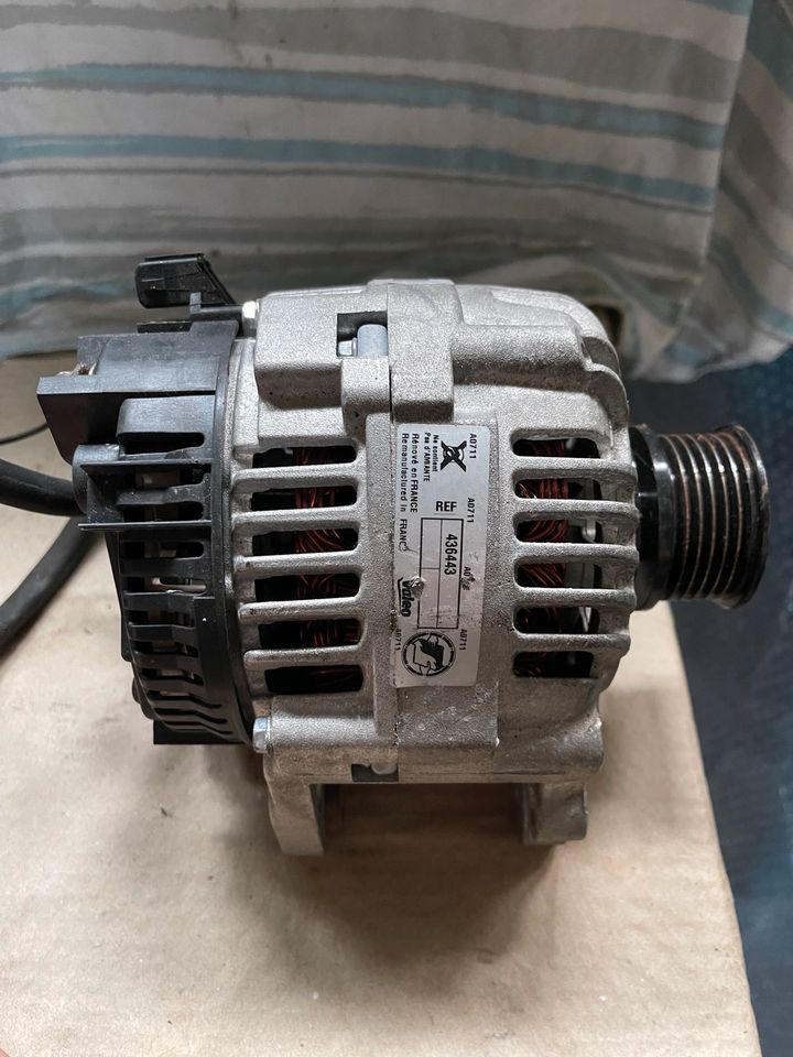 Valeo Lichtmaschine/Generator VW Seat Ibiza Vento Passat T4 90A in Berlin