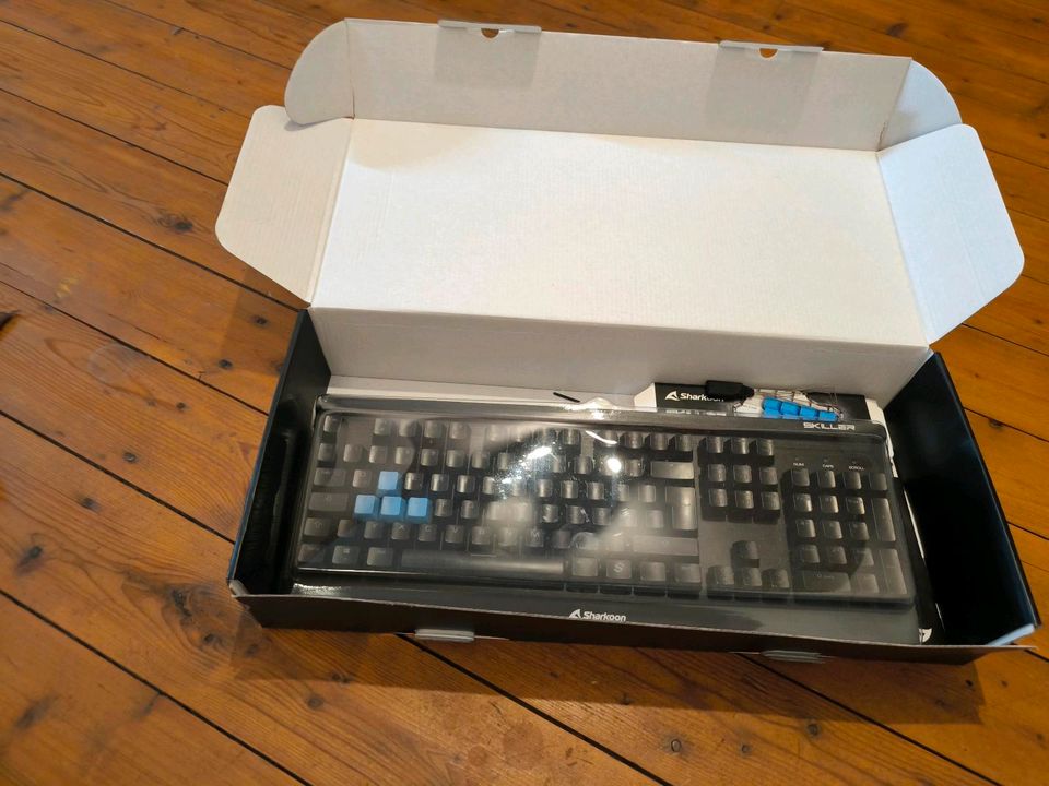 Sharkoon Skiller Gaming Tastatur in Rheda-Wiedenbrück