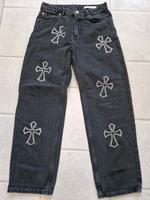 Review Jeans schwarz Strass Kreuze Gr. W31 Wiesbaden - Mainz-Kostheim Vorschau