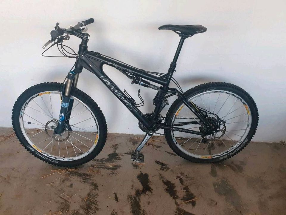 Ghost AMR Fully, FOX, Rcok Shox voll XTR in Schmilau