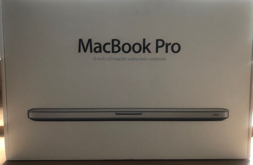 Apple MacBook Pro A1286, 15.4 " , 320 GB HDD,  4GB RAM, Intel i5 in Bad Dürkheim