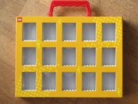 Lego Minifigure Collector's Box gelb f. 15 Minifiguren gebraucht Köln - Rodenkirchen Vorschau