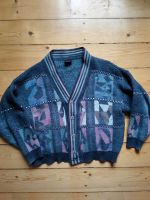 grau bunte Vintage Strickjacke Cardigan unisex crazy pattern Berlin - Reinickendorf Vorschau