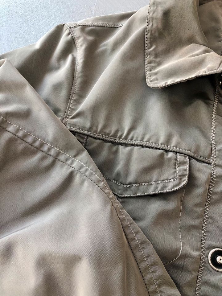 Peuterey Jacke 40/42 M L taupe grau beige Frühjahr Übergang in Schifferstadt