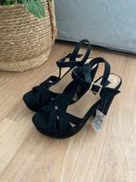 Neue Schuhe Absatzschuhe Plateau schwarz 38 mit Etikett Berlin - Lichtenberg Vorschau