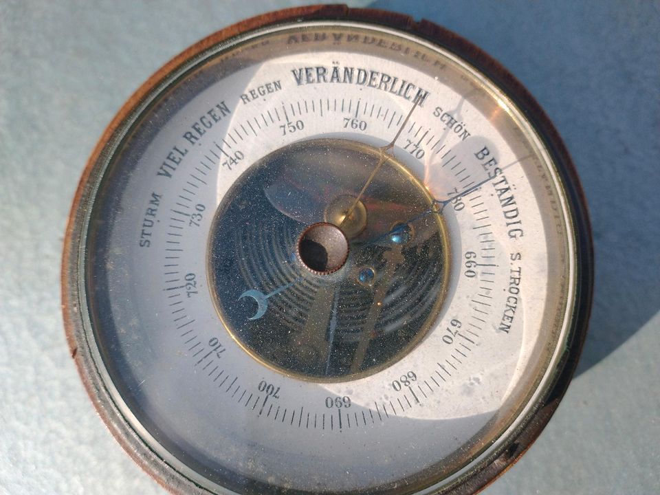Barometer antik in Seebad Bansin