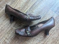 Tamaris Lederschuhe Braun Pumps Gr. 39 Nordrhein-Westfalen - Iserlohn Vorschau