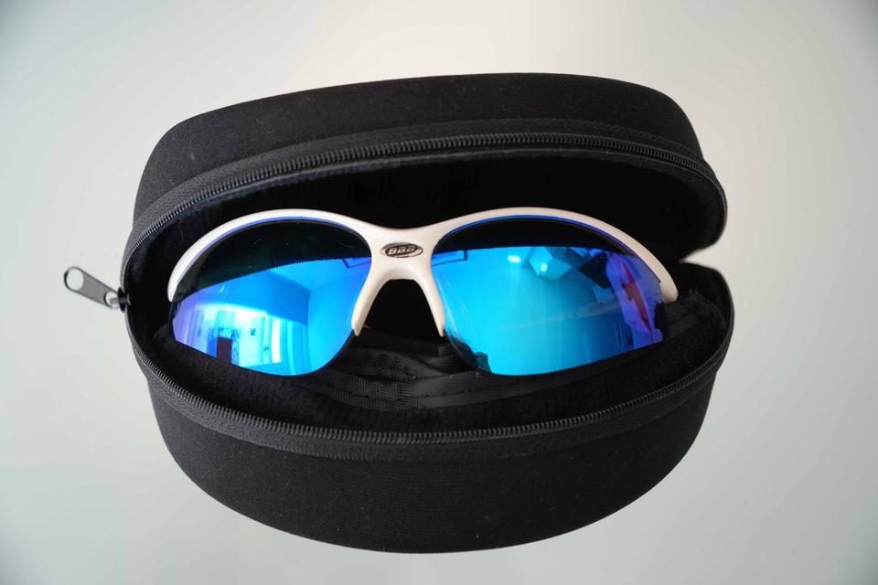Sportbrille mit Wechselgläser von BBB und Etui– Weiß-Blau in Erzhausen